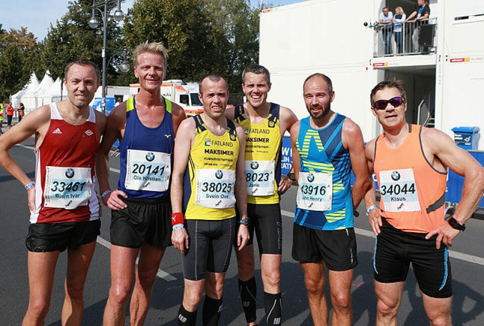 Nesten verdensrekord og mye god norsk løping i Berlin Marathon Bjoern_Ivar_Nilsen_Ole_Kristian_Heggheim_Svein_Ove_Risa_Jarle_Risa_John_Henry_Strupstad_Klaus_Oeiseth_AZ3T3489.jpg