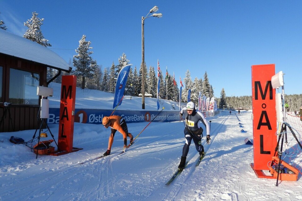 Spurtduell og rekorder i den strålende 44. Stenfjellrunden Målfoto
