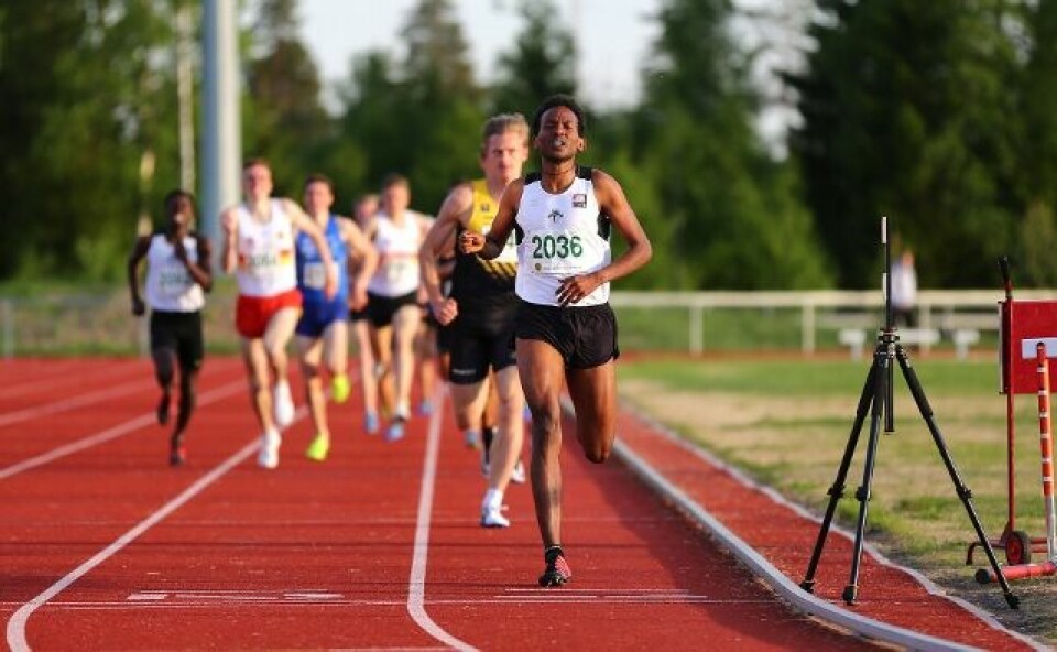 Ni mann løp under 3:50 på 1500 meter elitestevne på Jessheim 296 (640x394).jpg