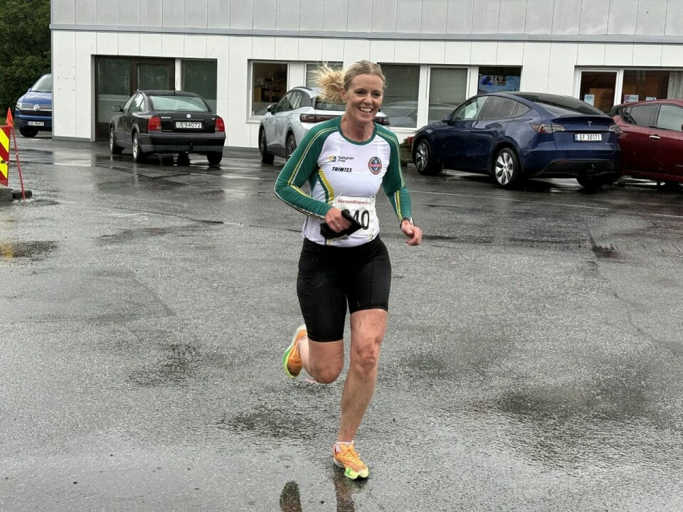 Det første sommerløpet i Ålesund gikk i kraftig regnvær 5km_May_Evy_Nesheim