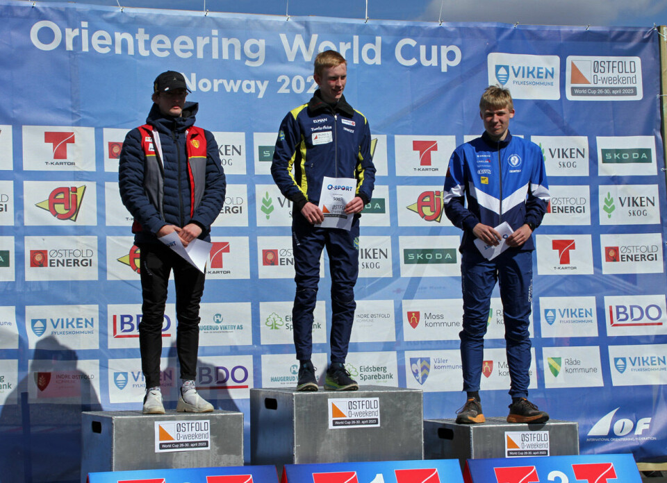 Reprise på toppen av pallen på Norgescup junior 02H1920.jpg