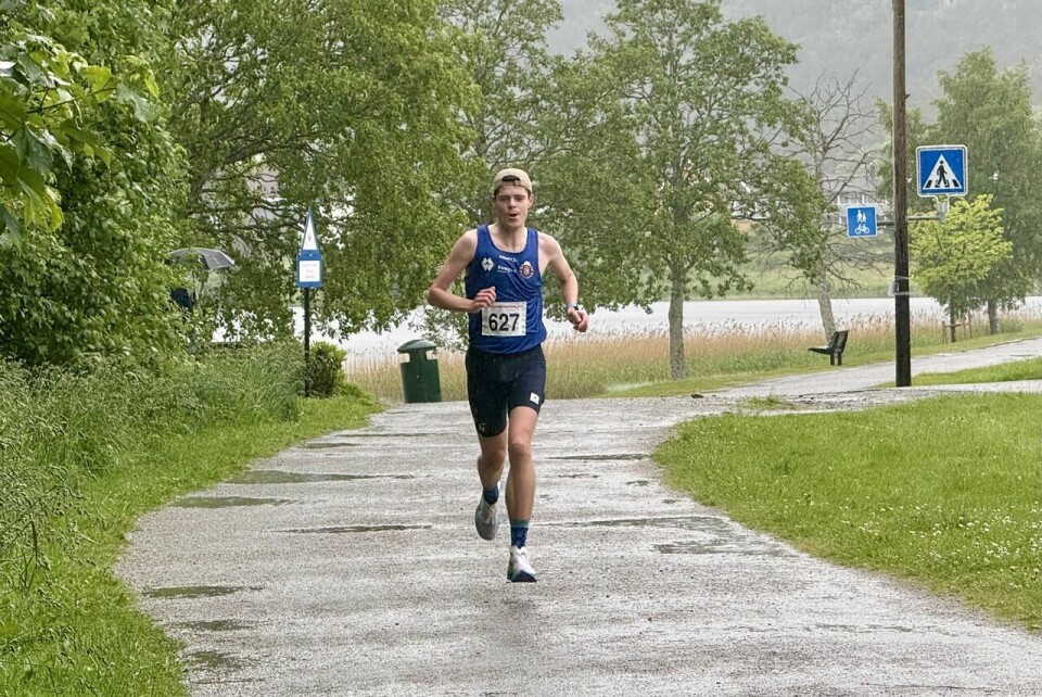Det første sommerløpet i Ålesund gikk i kraftig regnvær 5km_Arne_Kalland_Olsen