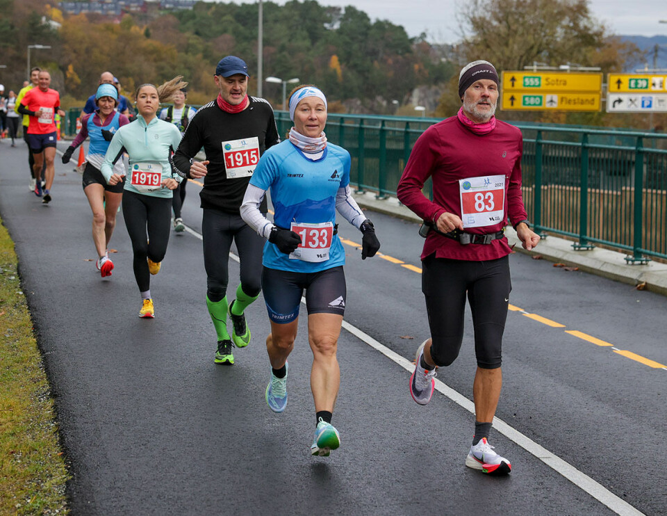 Bergen Maraton i forbedret trasé med både fersk asfalt og gammelt høstløv 1U9A3180.jpg