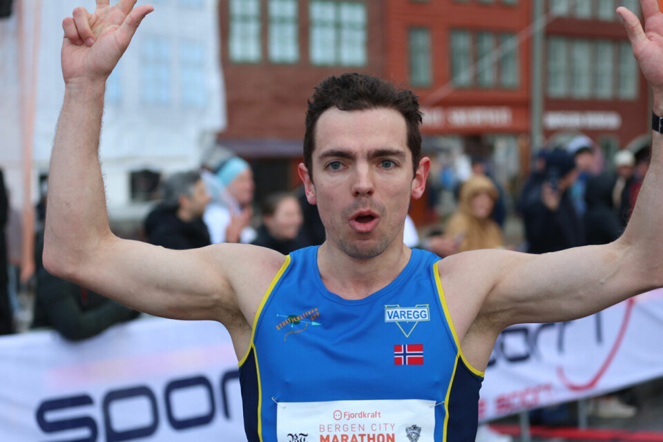 Tage Morken Augustson og Helena Hope vant Bergen City Maraton tage.jpg
