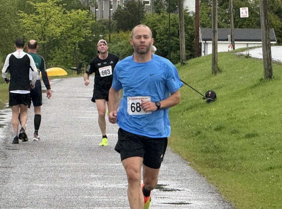 Det første sommerløpet i Ålesund gikk i kraftig regnvær 10km_Eivind_Nordstrand