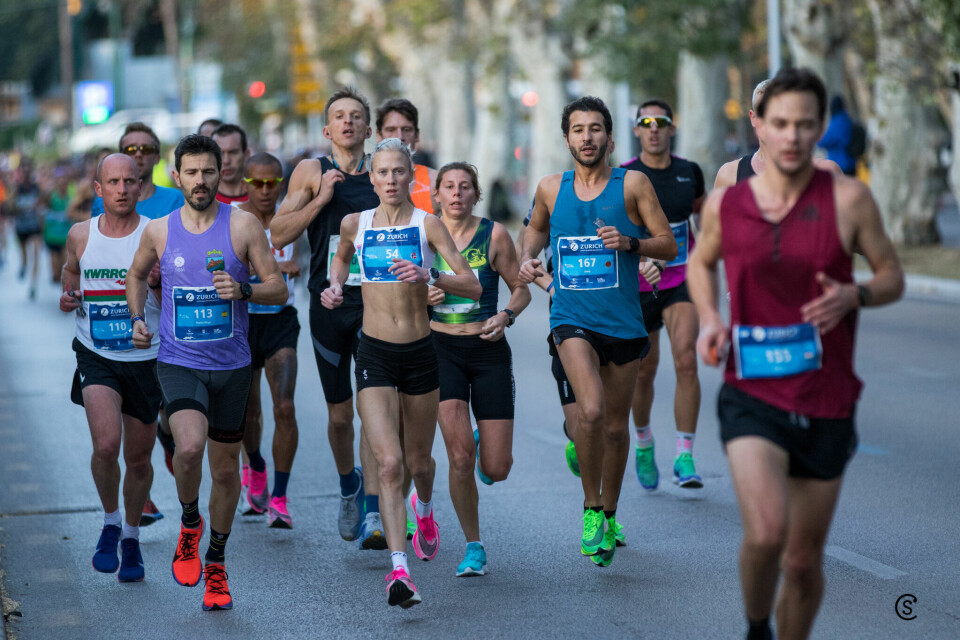 Fire norske norske kvinner løp på 2:40-tallet i Malaga Marathon S7D_6025.jpg