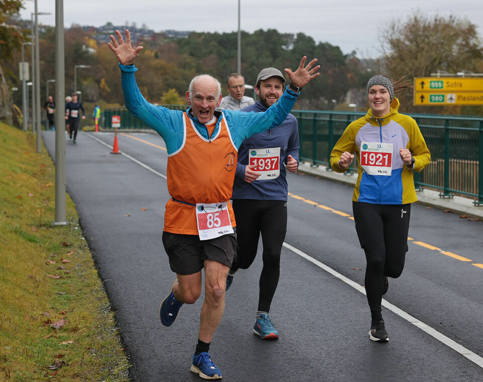 Bergen Maraton i forbedret trasé med både fersk asfalt og gammelt høstløv 1U9A3258.jpg