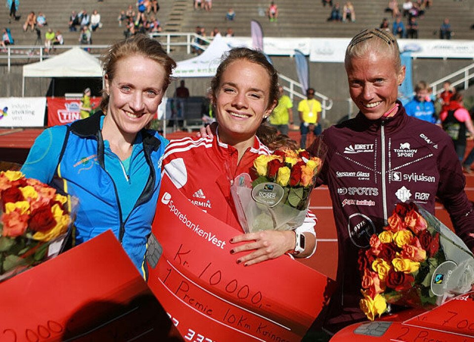 Trippel Eritrea i den 35. KnarvikMila - Runa Falch beste kvinne Pall_damer_AZ3T8220.jpg