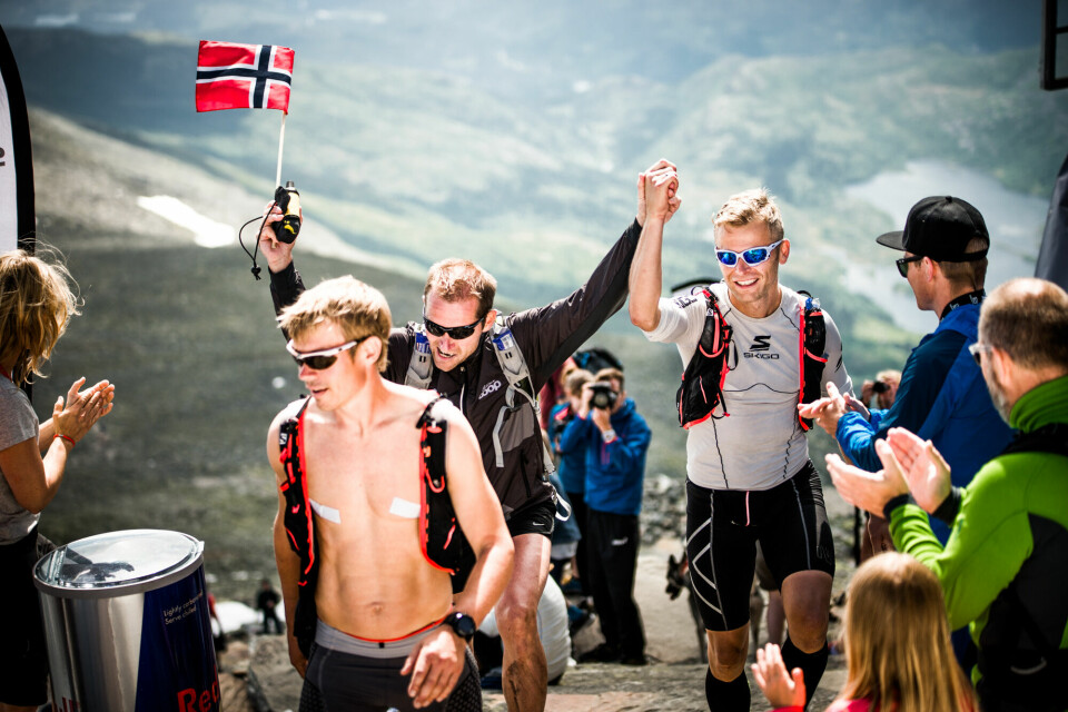 Stemningen, bildene og intervjuene da 80 fullførte Xreid Hardangervidda Celebrating 128 k at Mt. Gausta. Photo Kyle Meyr.jpg