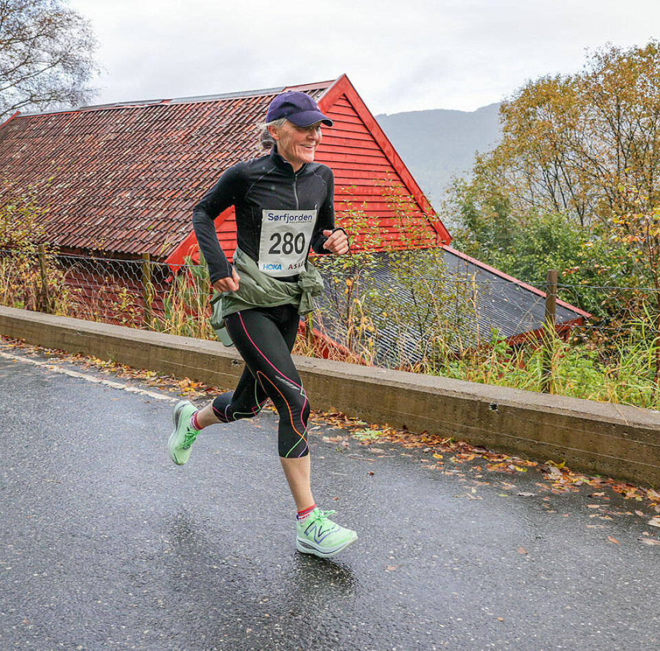 Sara-Rebekka Færø Linde vant Sørfjorden halvmaraton 1U9A0419.jpg