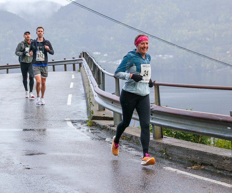 Sara-Rebekka Færø Linde vant Sørfjorden halvmaraton 1U9A0428.jpg