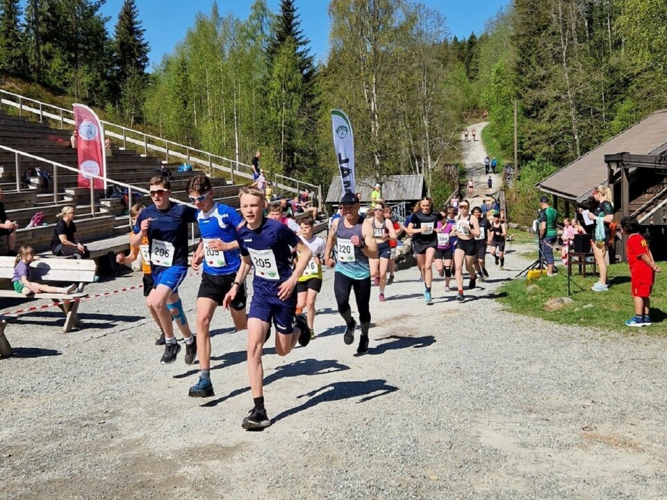 Ole Dåsnes tok løyperekorden i Kvennstuguløpet Start 5 km.jpg