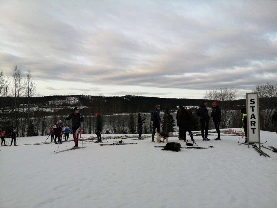 Svensker best i det raskeste og største Trysil-Knut-rennet Start på kulen.jpg