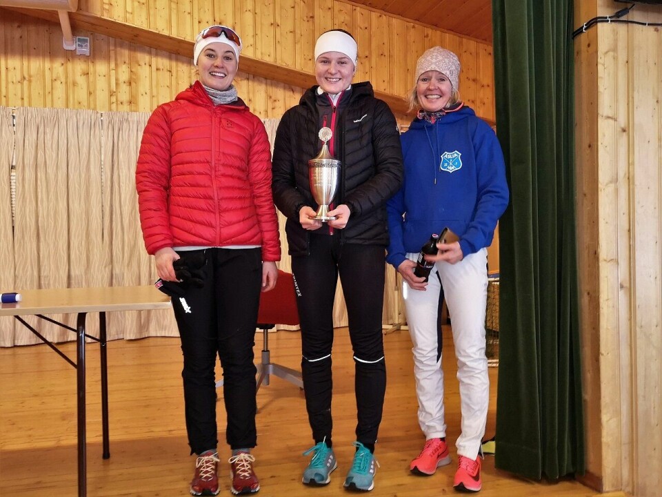 Svensker best i det raskeste og største Trysil-Knut-rennet Åslia-damer.jpg