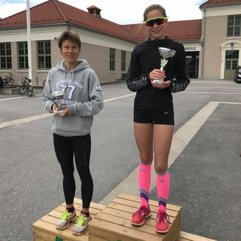Delt seier og rekord i Sentrumsgateløpet To_beste_damer_5km.jpg