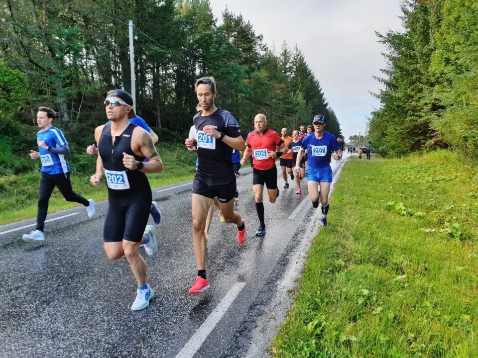 Teten på 10 km det vi blant annet ser vinneren Are Moe med nr 201. (Foto: Kristian Solbu Teten på 10 km det vi blant annet ser vinneren Are Moe med nr 201. (Foto: Kristian Solbu