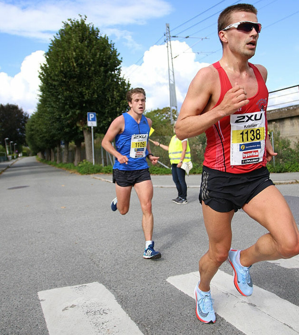 Gode forhold i Drammensmaraton som ble skjemmet av feilanvisning Halvmaraton_Kristian_Ulriksen_Eivind_Flugstad_OEstberg_IMG_9426.jpg