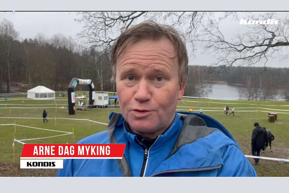 Kondis-kommentaren er skrevet av en som trives best bak kamera enn foran. Men slikt kan jo læres det også. (Videoselfie: Arne Dag Myking) Kondis-kommentaren er skrevet av en som trives best bak kamera enn foran. Men slikt kan jo læres det også. (Videoselfie: Arne Dag Myking)