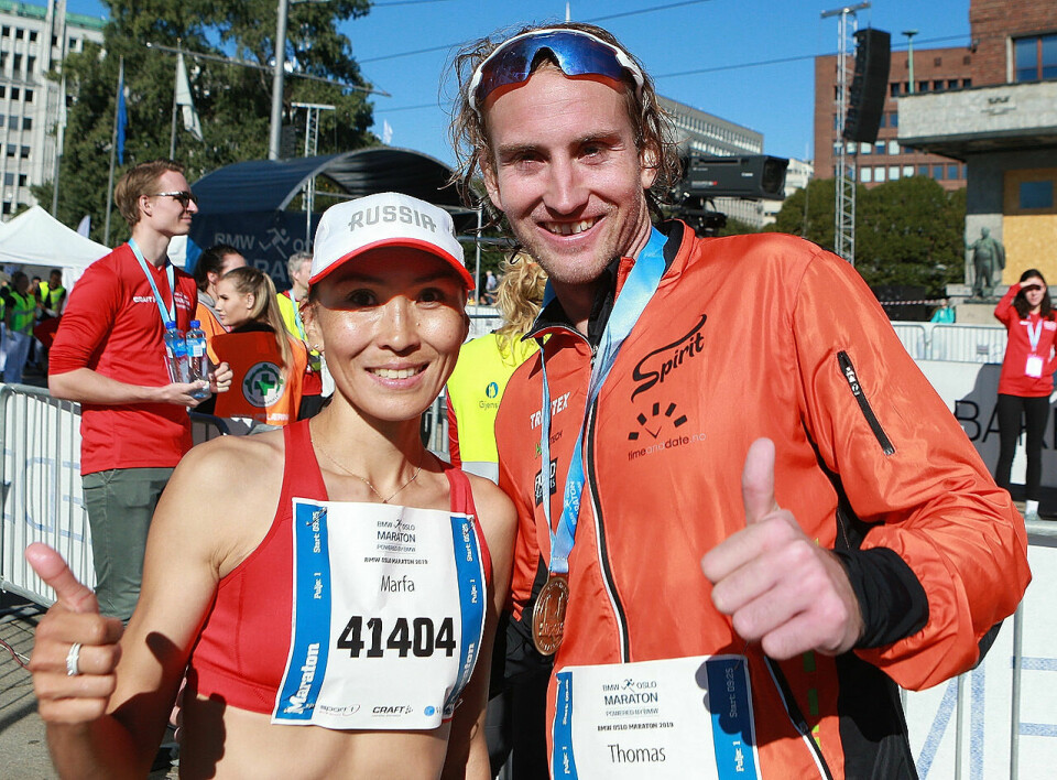 Maratonvinnerne Marfa Troeva og Thomas Asgausen. (Foto: KJell Vigestad) Maratonvinnerne Marfa Troeva og Thomas Asgausen. (Foto: KJell Vigestad)