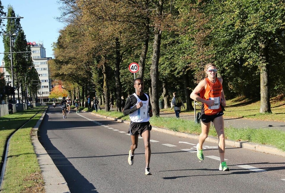 Thomas Asgautsen og Marfa Troeva vant Oslo Maraton Molla_og_Aasgautsen_3km_4S7A1977.jpg