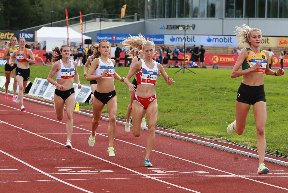 Narve og Filip viste muskler i NM-forsøket på 1500 m 1500m_damer_heat1_maalgang_AZ3T0356.jpg