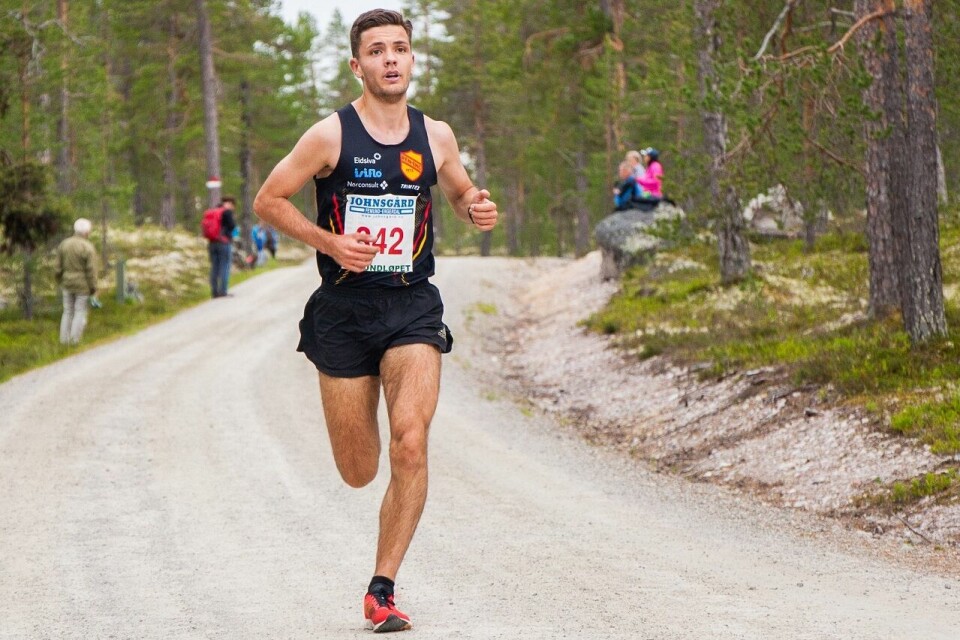 Odd Gundersen Sagbakken presset sin egen tid ned til 32:01 på 9,6 km i Femundterrenget i år. (Foto: Jan Ole Johnsgard) Odd Gundersen Sagbakken presset sin egen tid ned til 32:01 på 9,6 km i Femundterrenget i år. (Foto: Jan Ole Johnsgard)