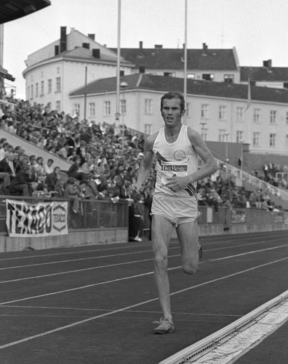 Knut Børø – hitterværingen som brøt 28-minuttersgrensa på 10 000 m Knut-Boeroe--foto NTB_Landskamp-friidrett-Norge-Ungarn-Bislett.jpg