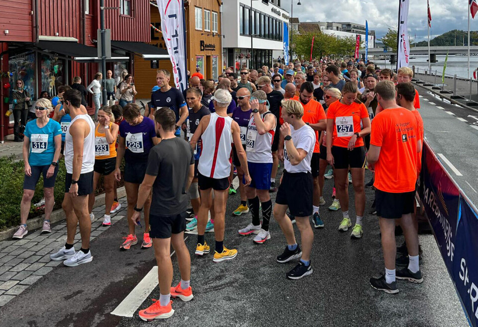 Spent før start i Mandal maraton 2023. (Foto: Mandal Maraton) Spent før start i Mandal maraton 2023. (Foto: Mandal Maraton)