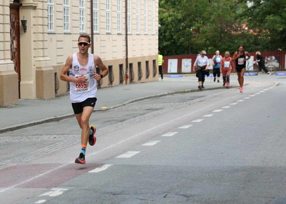 Det var Signe Kristine Fikse (t.h) og Trond Ørjan Eide som vant halvmaraton under Trondheim Maraton Halvmaraton i Trondheim Maraton 2023