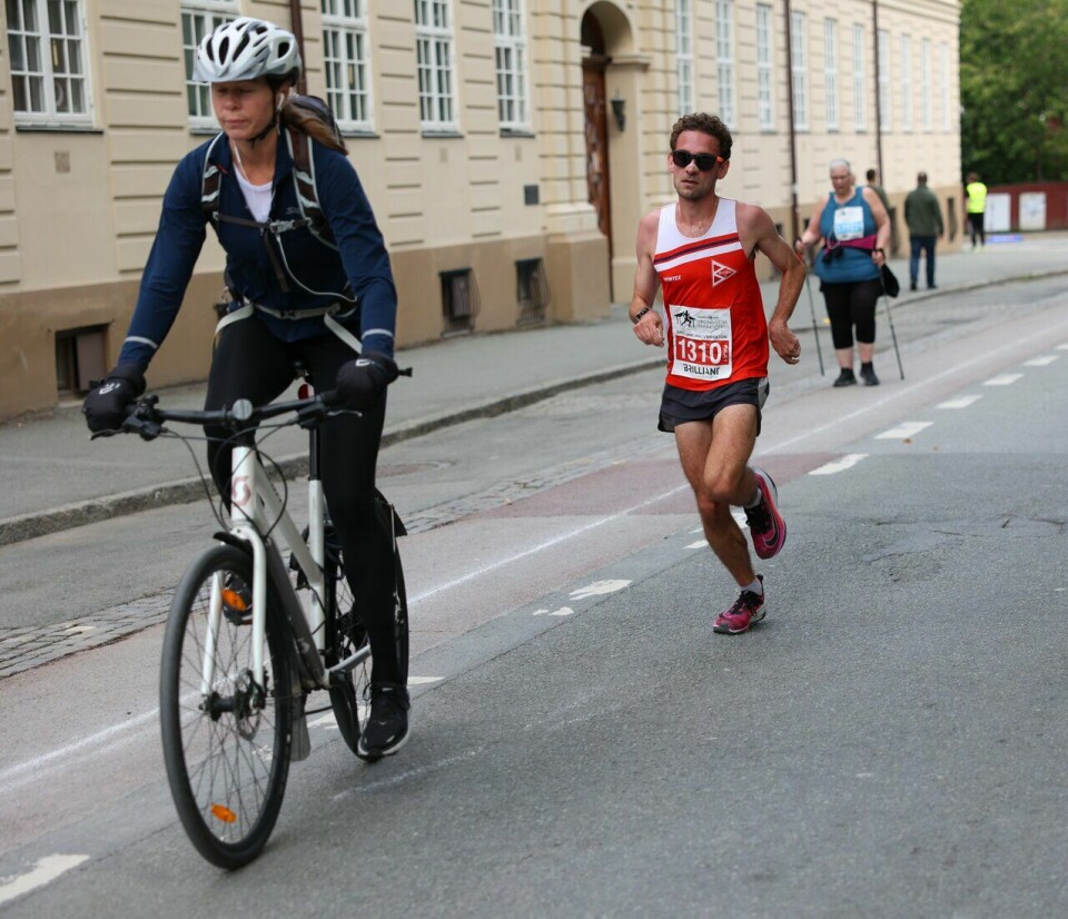 Det var Signe Kristine Fikse (t.h) og Trond Ørjan Eide som vant halvmaraton under Trondheim Maraton Halvmaraton i Trondheim Maraton 2023