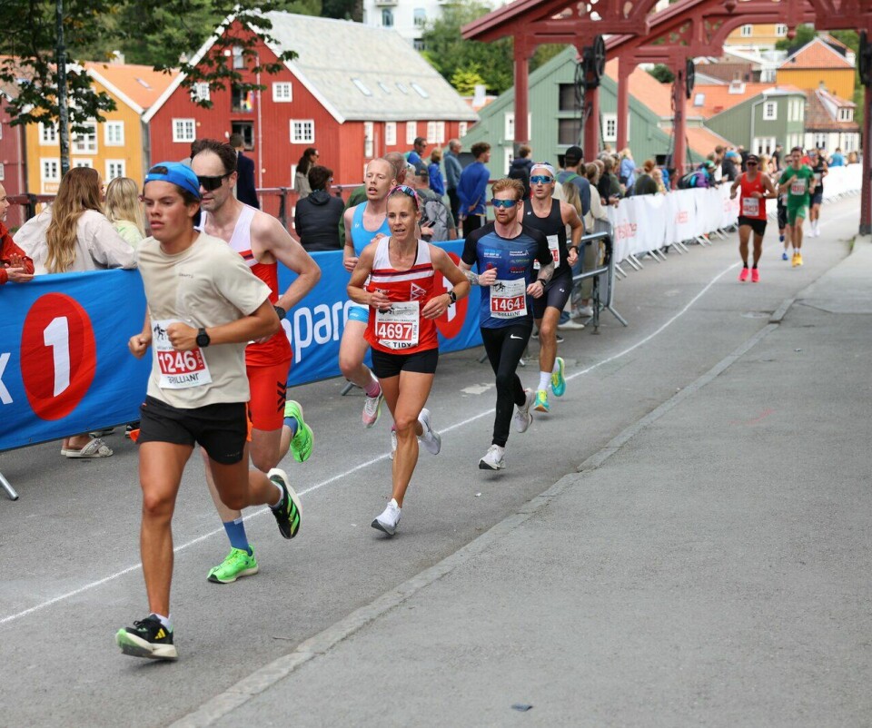 Det var Signe Kristine Fikse (t.h) og Trond Ørjan Eide som vant halvmaraton under Trondheim Maraton Halvmaraton i Trondheim Maraton 2023