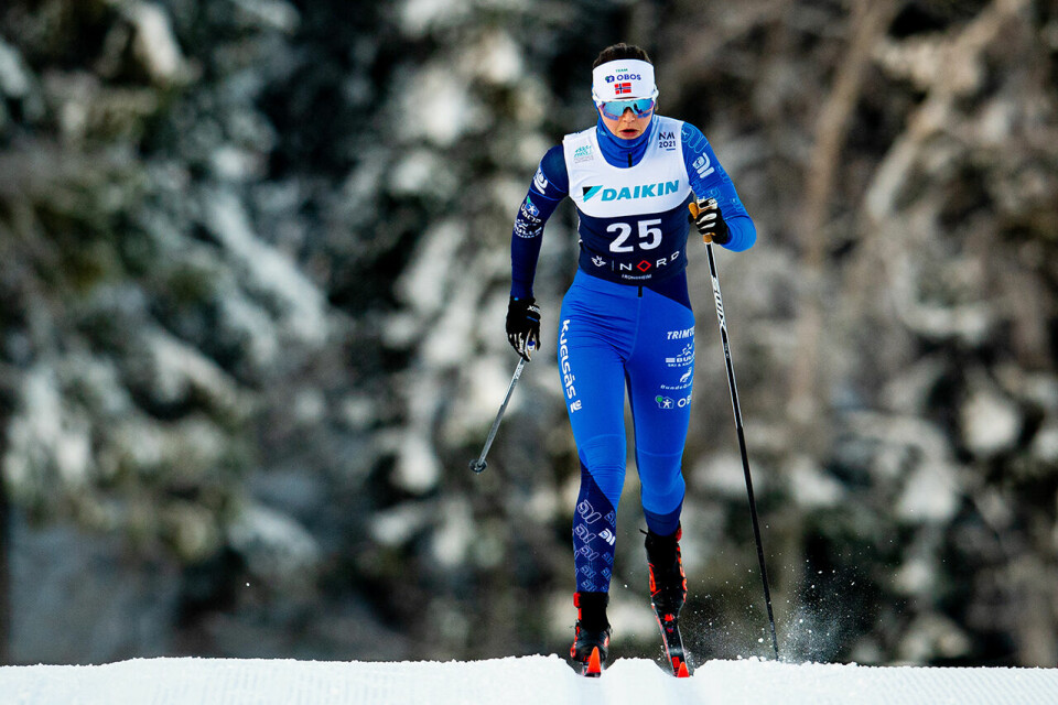 21 år gamle Nora Sanness er en av mange som går fort på ski i den blå Kjelsås-drakten. (Foto: Bildbyrån, Vegard Wivestad Grott) 21 år gamle Nora Sanness er en av mange som går fort på ski i den blå Kjelsås-drakten. (Foto: Bildbyrån, Vegard Wivestad Grott)