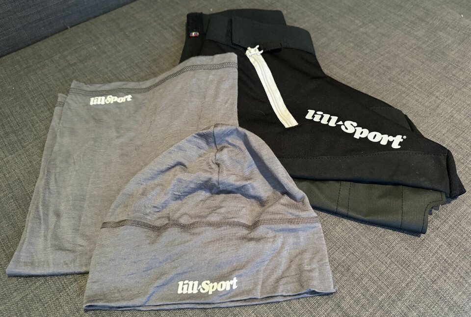 Hansker, votter og skotrekk for de kalde dagene LillSport-skotrekk-hals-lue.jpg