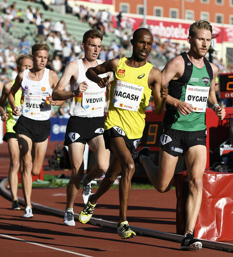 Het 10.000 m vunnet med tre hundredeler - altfor hett for de norske 10000-norske_50D5176.jpg