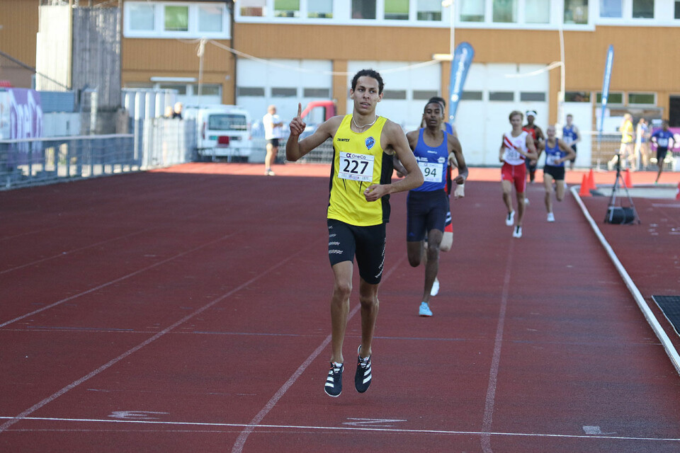 Moa Abounnachat Bollerød med komfortabel seier på 1500 meter 3J6A7804.jpg