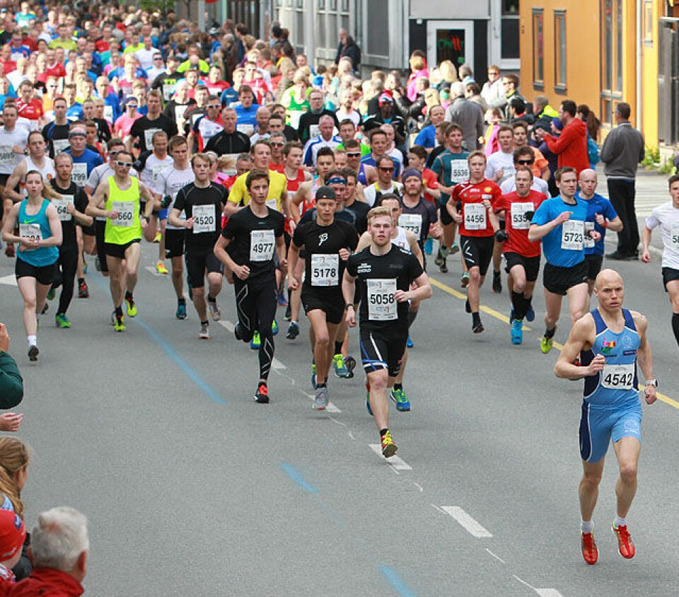 Midnight Sun Maraton - en femstjernes løpsfest Startfelt_Glenn_Martinsen_i_tet_A20G6829.jpg