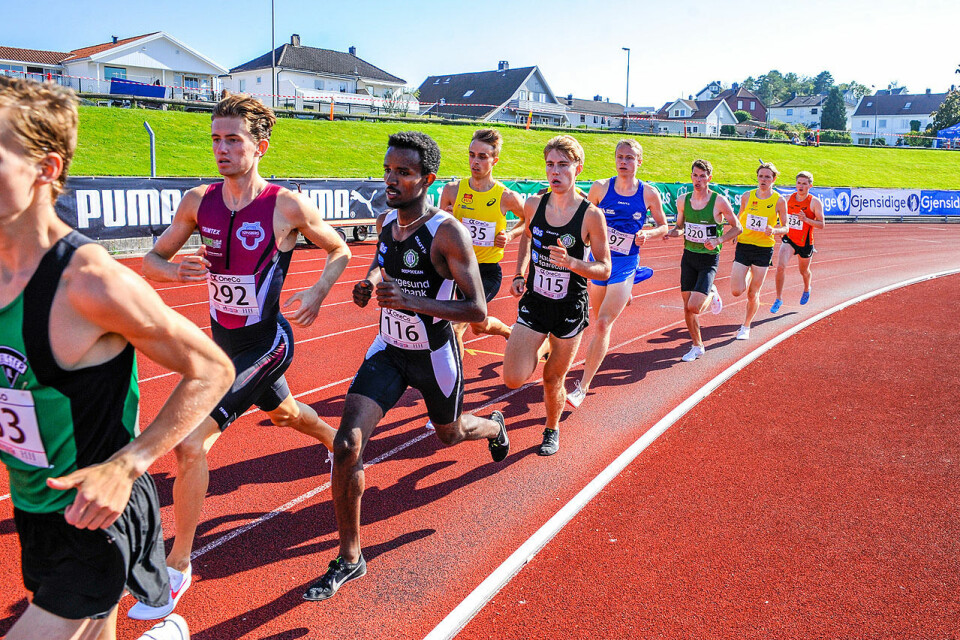 Didrik Hexeberg Warlo ble juniornorgesmester på 1500 meter foran Vedvik-brødrene _DSC2303.jpg