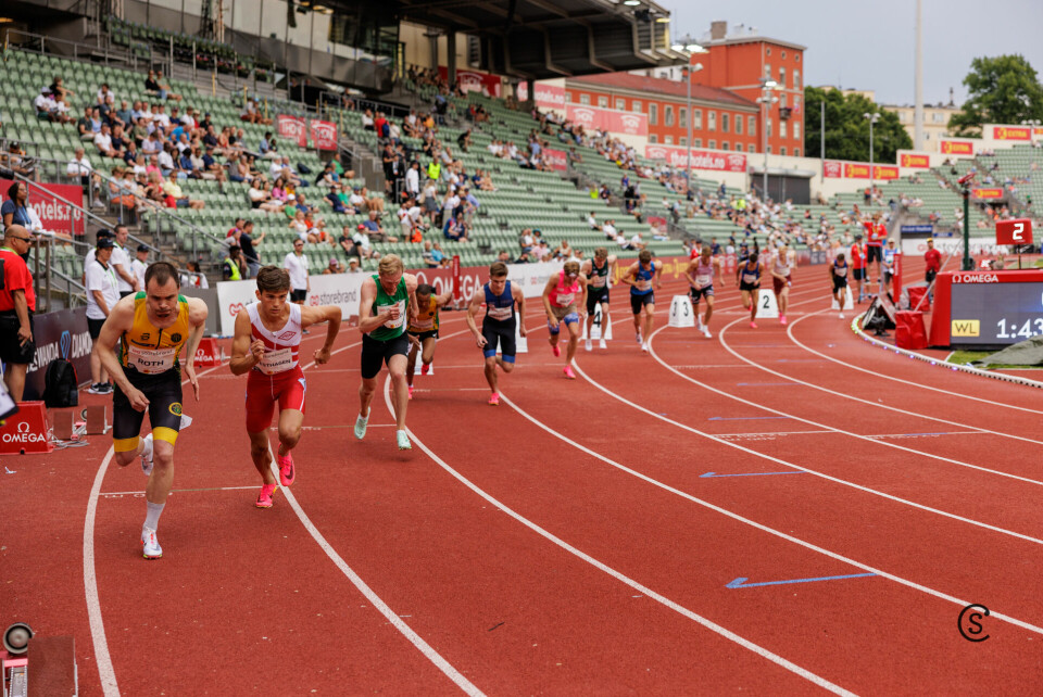 Ole Jakob Solbu tok en klar seier på 800 meteren på Bislett 800men_start_5720.jpg