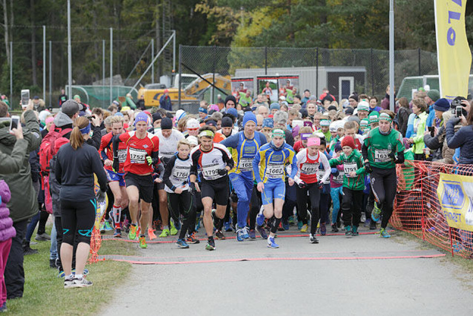 Starten går på fem-kilometeren i Nøklevann Rundt. Foto: Per Inge Østmoen Starten går på fem-kilometeren i Nøklevann Rundt. Foto: Per Inge Østmoen