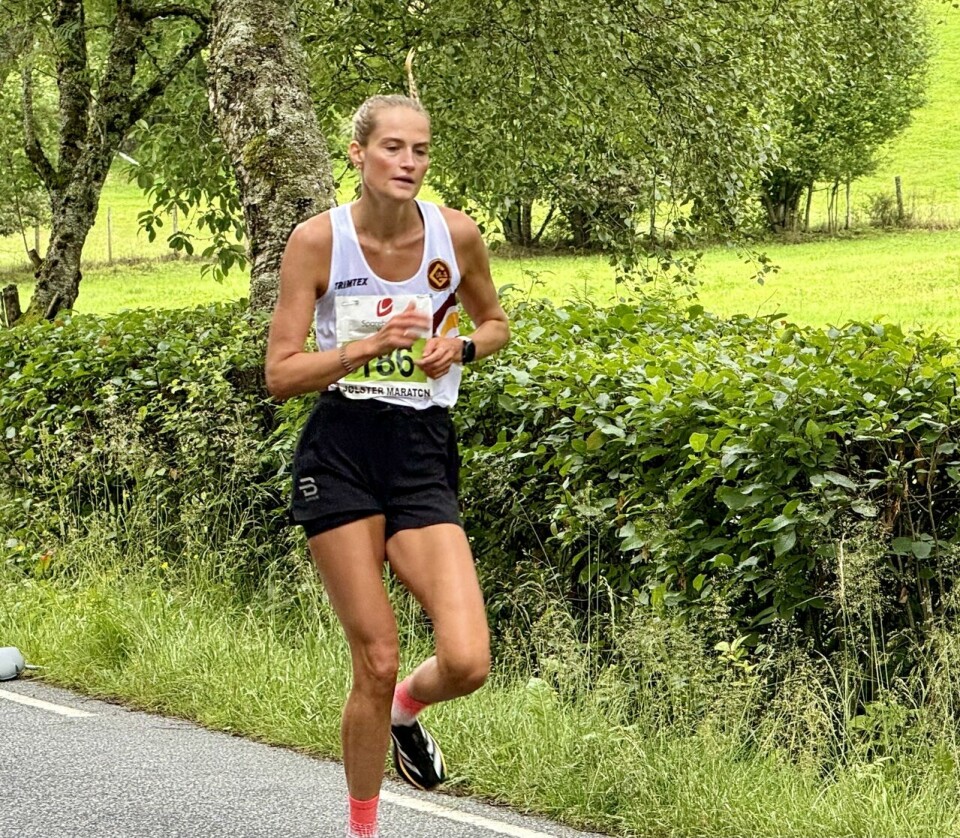 Deltakerrekord og ideelt løpevær på Jølster Maraton Halv_Ingrid_Raa_Hauge
