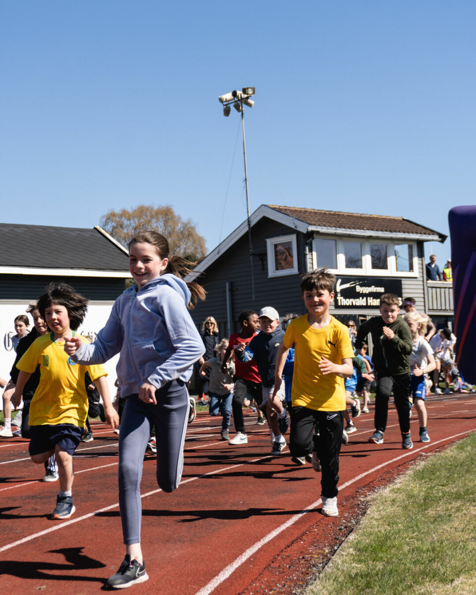 Barna ga deltakerrekord i Fevik halvmaraton IDIDID-03698.jpg
