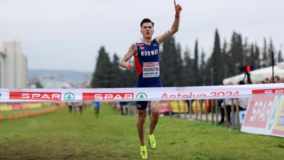 Norge forsvarte posisjonen som tredje beste nasjon i EM terrengløp Jakob Ingebrigtsen innfridde og tok sitt tredje seniorgull og sitt sjuende gull totalt EM terrengløp i Tyrkia søndag. (Foto: Arrangøren)