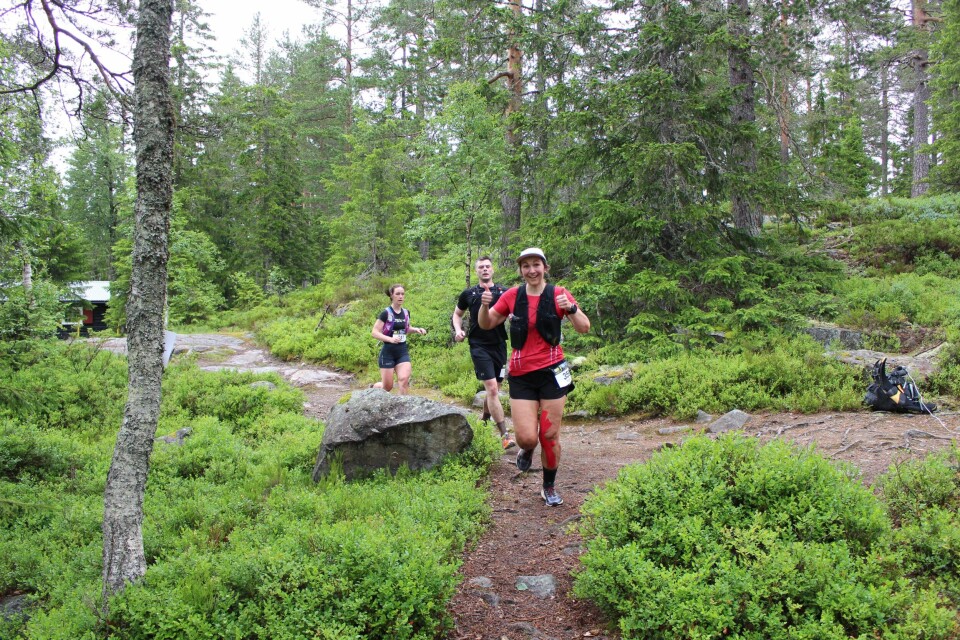 Løyperekorder av Stine Holager og Didrik Hermansen i Romeriksåsen på langs Marie Gundersen fra Gjerpen 10 km.JPG