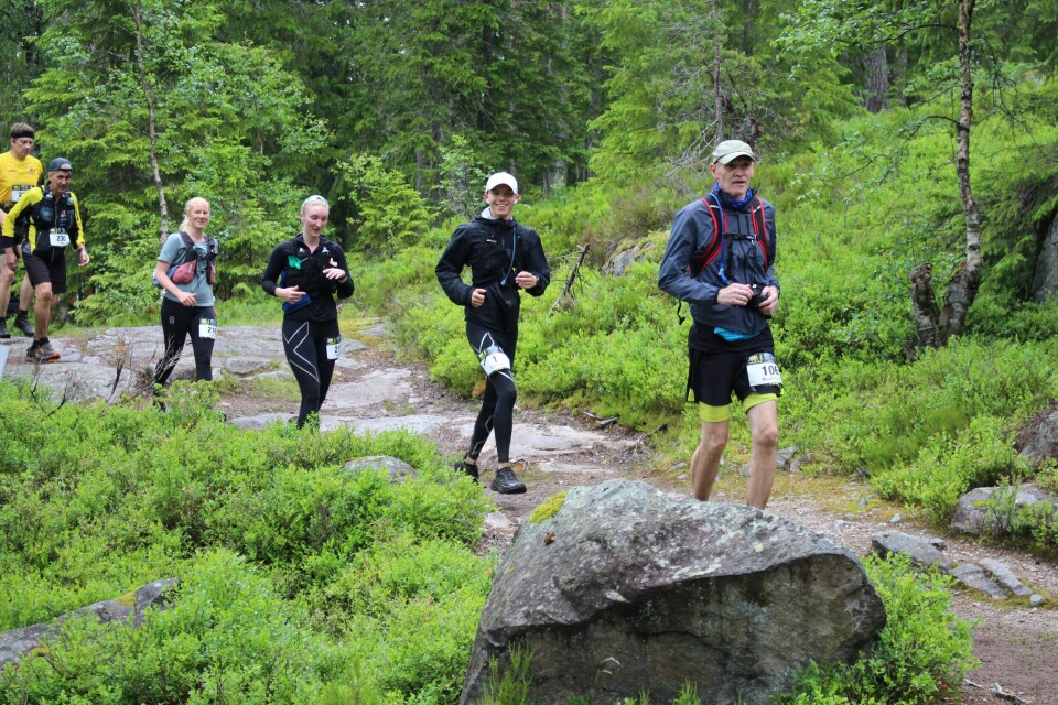 Løyperekorder av Stine Holager og Didrik Hermansen i Romeriksåsen på langs Nr1 Theodor Tomren, yngste deltaker noensinne.JPG