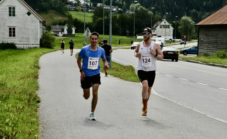 Hornindalsvatnet maraton blei arrangert i alternativ løype Halv_to_beste