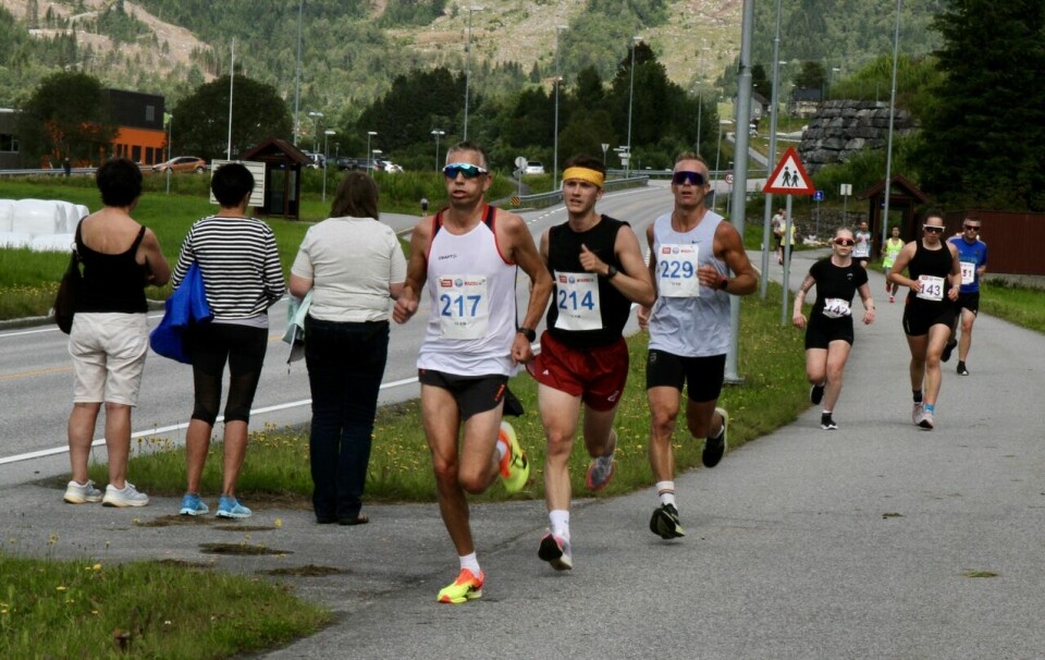 Hornindalsvatnet maraton blei arrangert i alternativ løype 10km_beste_menn