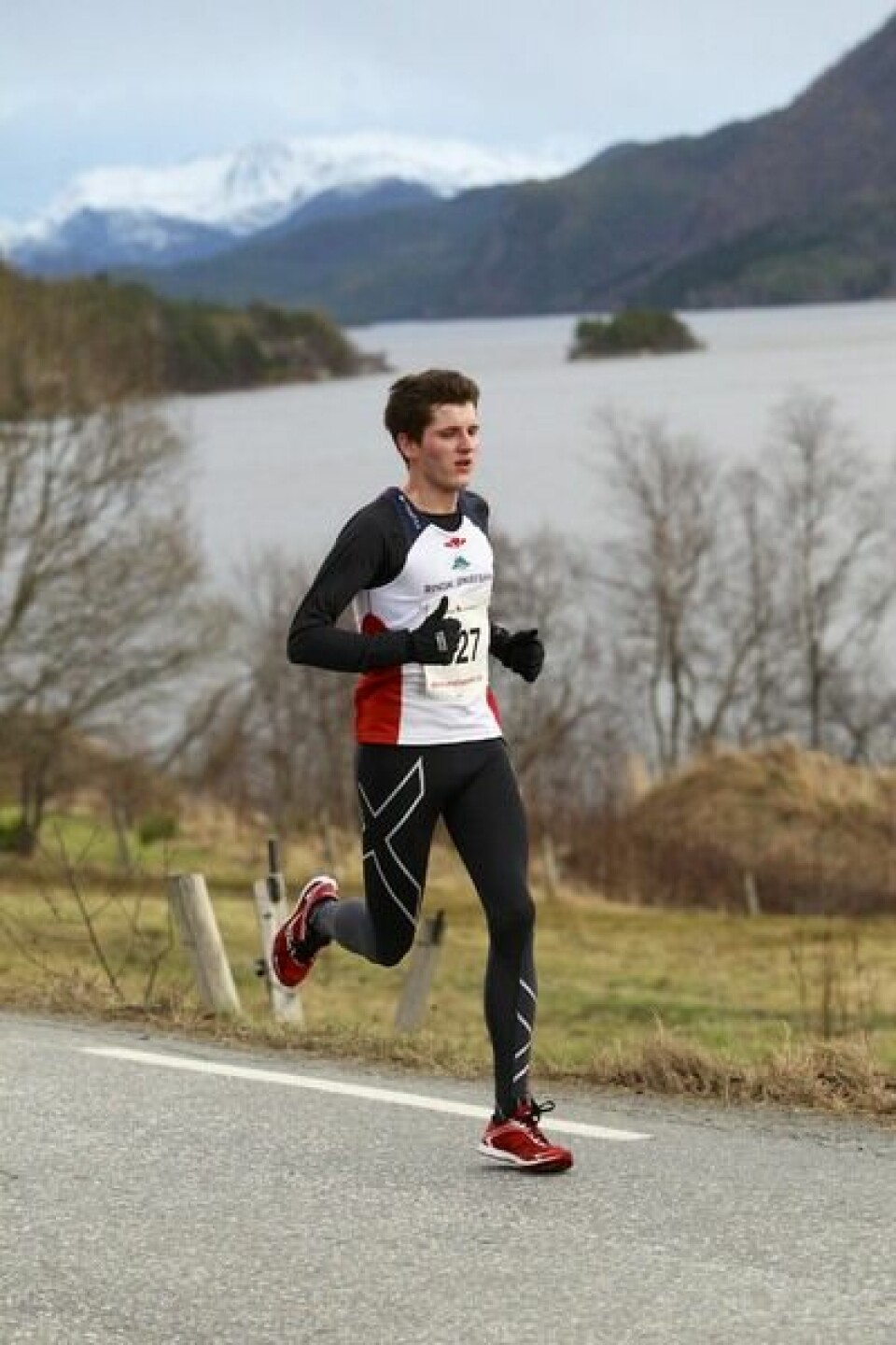 Rekorddeltaking i Nyttårsmaraton, nesten dobling fra 2012 Joakim_Tranvaag_to