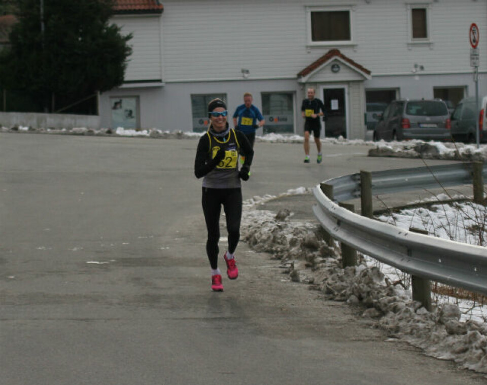 Svein Ove Risa seiret i Egersund halvmaraton Kirsti_J_skotoy_thIMG_7572.jpg