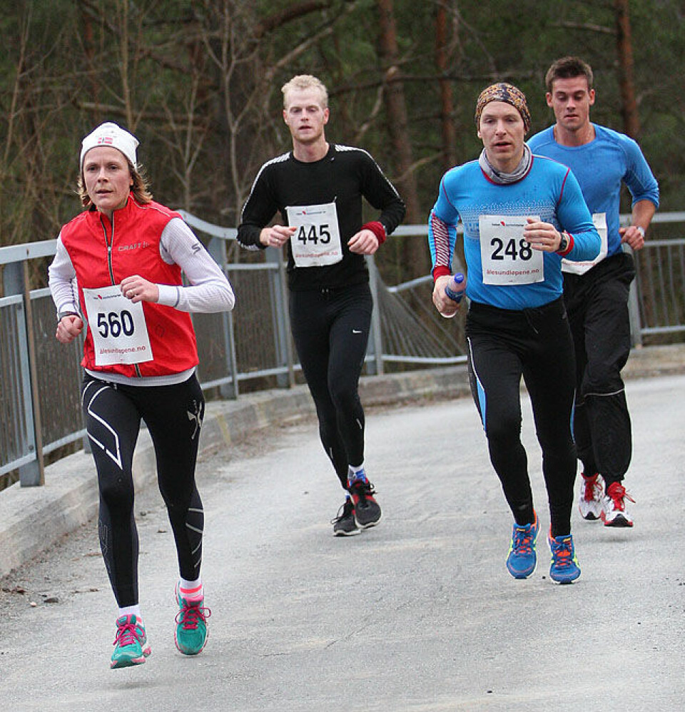 Rekorddeltaking i Nyttårsmaraton, nesten dobling fra 2012 Tonje_Brande_ned_flere_A20G9641.jpg