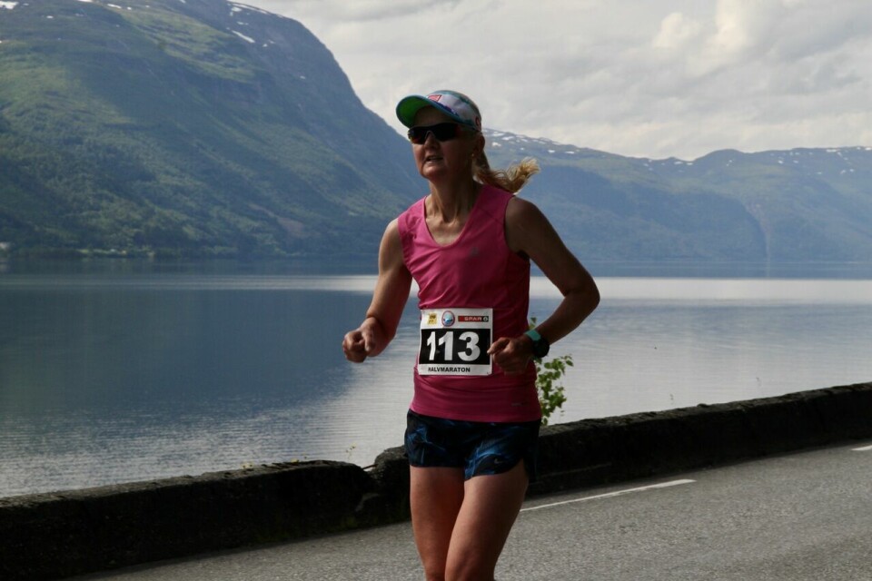 Louise Skak på halvmaraton i Hornindalsvatnet Maraton 2022. Foto: Marit Ryland Louise Skak på halvmaraton i Hornindalsvatnet Maraton 2022. Foto: Marit Ryland